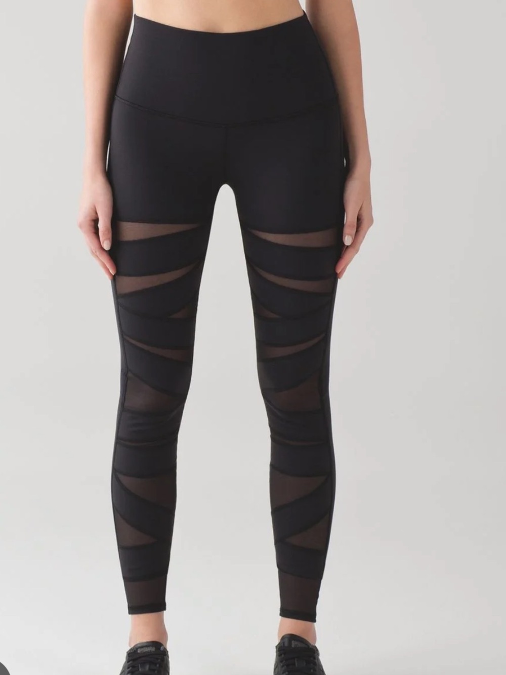 Lululemon mesh leggings